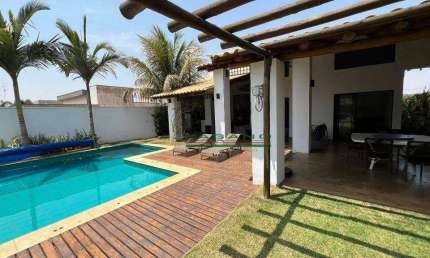 Casa em condomínio em Rifaina - mobiliada e equipada - 4 suítes - piscina - varanda gourmet