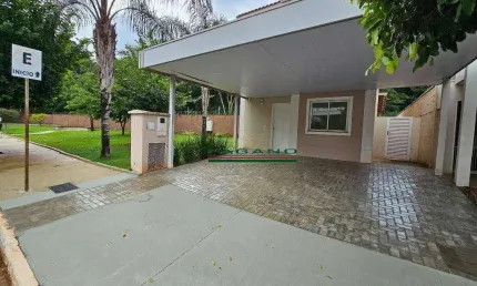 Casa com 3 dormitórios para alugar, 104 m² por R$ 4.896,34/mês - Vila do Golf - Ribeirão Preto/SP