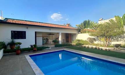 Casa com 3 quartos à venda no Jardim Itália, Cuiabá 