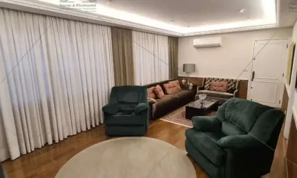 Casa sobrado a venda no Tatuapé com 151 m², 4 dormitórios (2 suítes), escritório, 2 vagas de garagem, quintal, lavabo, rua particular, próximo a Ceret