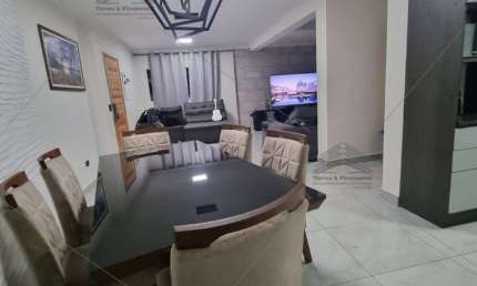 Imperdível casa à venda em São Paulo-SP, Piqueri: 3 quartos, 1 suíte, 4 banheiros, 2 vagas, 400m² de área. Confira!