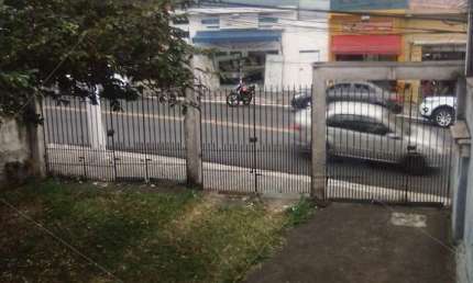 Casa comercial a venda no centro do Parque São Lucas, com 282m2, 2 quartos, 1 suite, 4 salas, 5 banheiros, 6 vagas