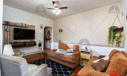 Sobrado na Mooca 157m2, 4 dormitórios, 2 salas, 3 banheiros lavabo, terraço, banheiro social, cozinha, quintal, área de serviço 2 vagas de garagem.