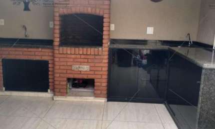 Oportunidade Imperdível: Casa à Venda em São Paulo-SP, na Vila Alpina! 3 Quartos, 1 Suíte, 2 Salas, 3 Banheiros, 3 Vagas, 130m²!