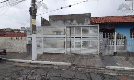 Casa Reformada a Venda na Vila Maria Alta, 3 Dormitórios, Sala, Cozinha, Suíte, Lavanderia,  com Banheira. 2 vagas na garagem.