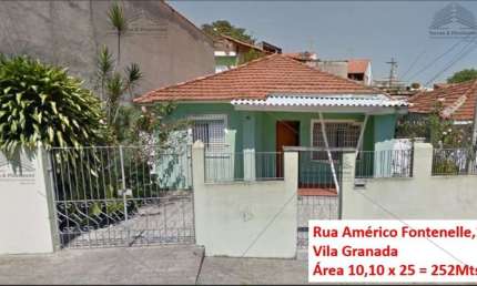 Casa à venda na Vila Granada, São Paulo-SP: 2 quartos, 1 sala, 2 banheiros, 2 vagas. Não perca esta oportunidade única!