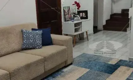 Sobrado a venda de 137 m² na Vila Prudente, 3 dormitórios,1 suíte, 4 banheiros, lavanderia, ar condicionado, moveis planejados, área gourmet, 2 vagas