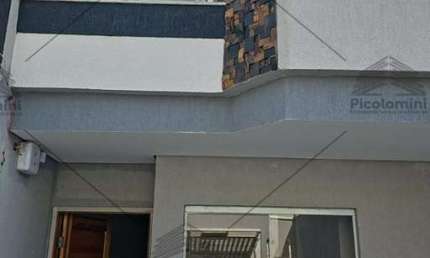 Sobrado 140m2, na Vila Camilópolis, 3 suítes, área gourmet, churrasqueira, quintal, 2 vagas de garagem, sala ampla, cozinha, acabamento de primeira