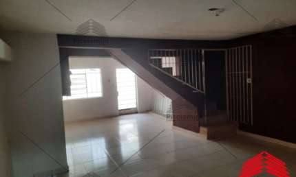 Imperdível Casa à Venda em Vila Prudente, SP: 2 Quartos, 3 Salas, 2 Vagas de Garagem, 125m² de Área. Aproveite!