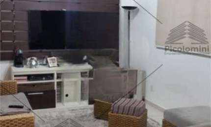 Casa a venda de 200 m² na Vila Mariana, 3 dormitórios, 1 suíte, 3 banheiros, varanda gourmet, sala com home theater, moveis planejados, 3 vagas