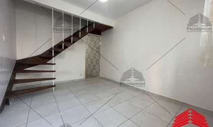Casa a venda de 39 m² na Vila Prudente, 2 dormitórios, 1 banheiro, lavanderia, área de serviço, quintal, cozinha, sala
