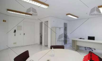Sala comercial a venda na Vila Mariana de 48 m² de área útil, 1 banheiro, mobiliado, ar condicionado, 1 vaga de garagem