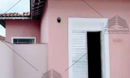 Conjunto de 2 casas a venda na Vila Monumento de 190 m², 4 dormitórios, 4 banheiros, lavanderia, área de serviço, 1 vaga de garagem