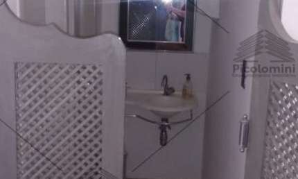 Sala na Mooca, com 20mts , 01  banheiro , condomínio incluso agua, Iptu e limpeza geral