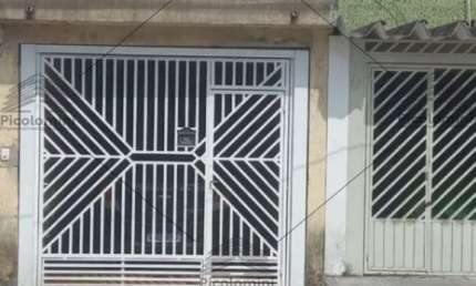 Sobrado a venda na Vila Ema de 99 m², 2 dormitórios, 1 banheiro, lavanderia, área de serviço, sala ampla, cozinha, quintal, 1 vaga de garagem