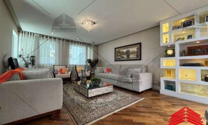 Casa no Parque da Mooca, 450 m², 04 quartos, 03 suites, jardim de inverno, sala de estar e jantar, cozinha planejada, area externa, gazebo, 04 vagas.