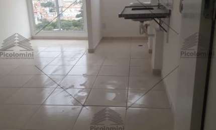 Apartamento à venda ou locação em Vila Guilhermina: 1 quarto, 1 sala, 1 banheiro, 29m².