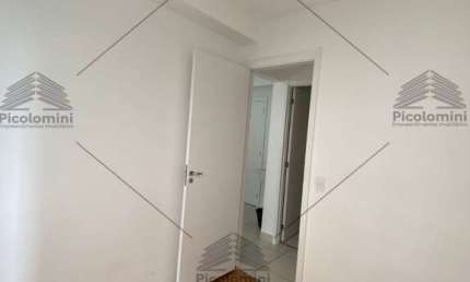 Apartamento à venda Itaquera: 2 quartos, 1 sala, 1 banheiro, 32m² de área. Aproveite!