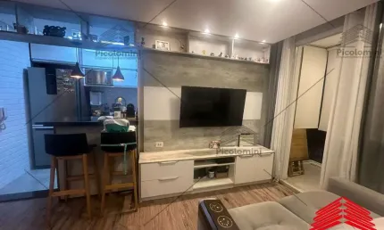 Apartamento a venda no Ipiranga, 2 dormitórios, varanda, vaga de garagem, móveis planejados, ar condicionado, piscina, churrasqueira.