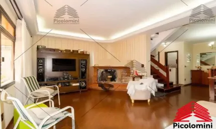 Imperdível oportunidade de compra ou aluguel: Casa de 3 quartos sendo suíte e 4 vagas na Vila Prudente, São Paulo-SP!
