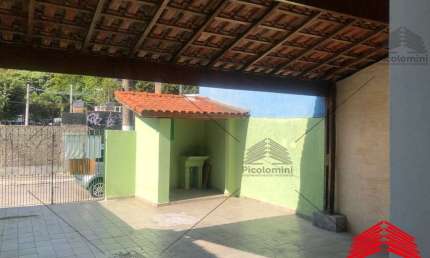 Imperdível: Casas à venda em São Paulo-SP na Vila Formosa com 4 quartos, 3 banheiros, 5 vagas de garagem e 212,5 m²!