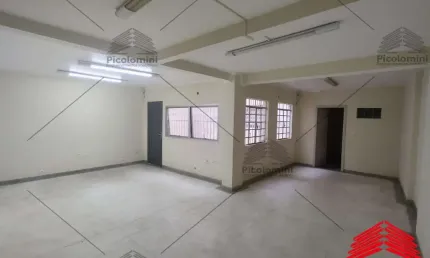 Galpão para locação na Mooca de 390m², varias salas, 2 andares, 10 de frente por 39 de fundo
