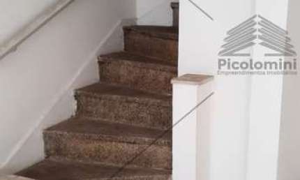 Sobrado para locação de 70 m² no Cambuci, 2 dormitórios, 2 banheiros, lavanderia, área de serviço