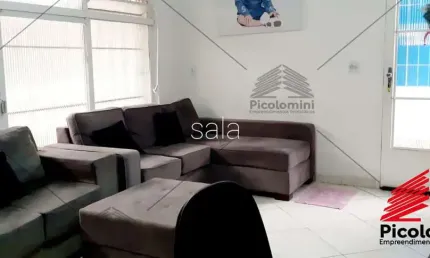 Casa Térrea à venda no Parque São Lucas, 3 quartos, sala 2 ambientes, cozinha planejada, quintal com churrasqueira, 2 banheiros, 3 vagas de garagem