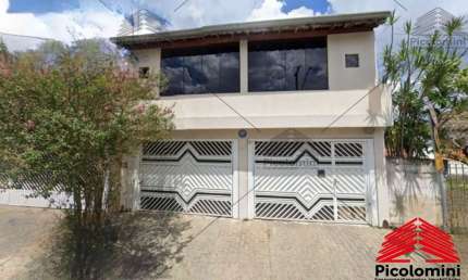 Imóvel Espetacular à Venda em São Paulo-SP: Casa com 3 Quartos, 1 Suíte, 2 Salas e 3 Vagas de Garagem!
