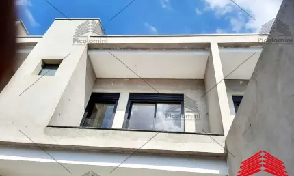 Imperdível oportunidade de adquirir uma casa nova de 3 quartos sendo os  3 suítes no Jardim Avelino, São Paulo-SP!