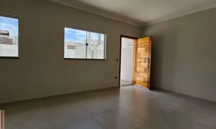 Imperdível! Casa à venda em Nova Atibaia-SP, 3 quartos, 2 suítes e 2 vagas de garagem. Venha conferir!