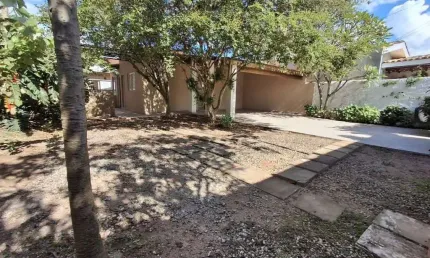 Linda Casa a venda  em Atibaia próximo ao centro da cidade