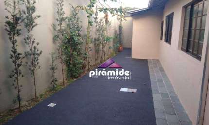 Casa com 4 dormitórios à venda, 140 m² por R$ 590.000,00 - Centro - Caraguatatuba/SP