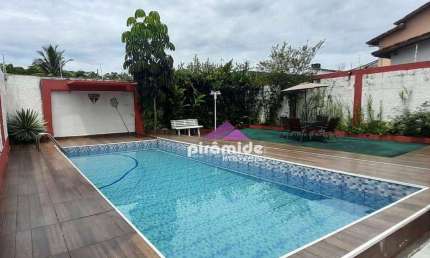 Casa com 3 dormitórios à venda, 208 m² por R$ 900.000,00 - Jardim Britânia - Caraguatatuba/SP