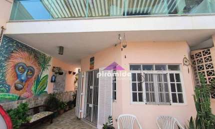 Casa com 3 dormitórios à venda, 270 m² por R$ 740.000,00 - Massaguaçu - Caraguatatuba/SP