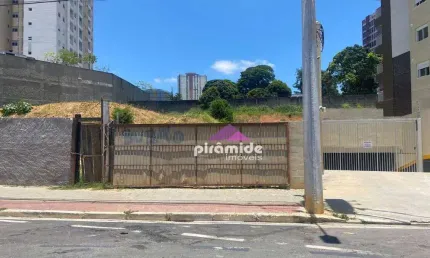 Terreno à venda, 2403 m² por R$ 4.500.000,00 - Centro - São José dos Campos/SP