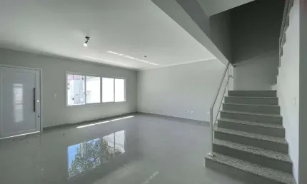 Casa com 3 dormitórios à venda, 176 m² por R$ 930.000,00 - Monte Castelo - São José dos Campos/SP
