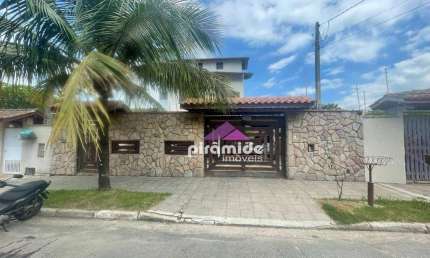 Casa com 5 dormitórios à venda, 245 m² por R$ 1.300.000,00 - Cidade Jardim - Caraguatatuba/SP