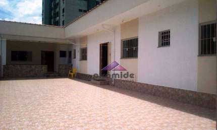 Casa com 2 dormitórios para alugar, 74 m² por R$ 2.500,00/mês - Centro - Caraguatatuba/SP