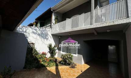 Casa à venda, 204 m² por R$ 810.000,00 - Jardim Portugal - São José dos Campos/SP