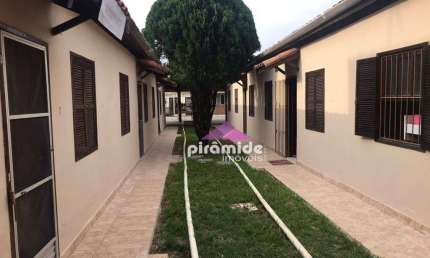 Casa com 2 dormitórios à venda, 50 m² por R$ 240.000,00 - Praia das Palmeiras - Caraguatatuba/SP