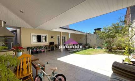Casa com 3 dormitórios à venda, 204 m² por R$ 1.700.000,00 - Urbanova - São José dos Campos/SP