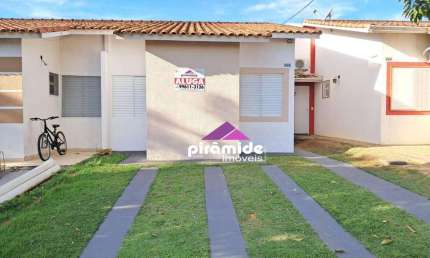 Casa com 3 dormitórios para alugar, 90 m² por R$ 2.408,00 - Eugênio de Melo - São José dos Campos/SP