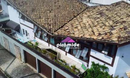 Sobrado com 3 dormitórios à venda, 330 m² por R$ 1.650.000,00 - Jardim Primavera - Caraguatatuba/SP