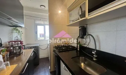 Apartamento com 2 dormitórios à venda, 58 m² por R$ 495.000,00 - Urbanova - São José dos Campos/SP