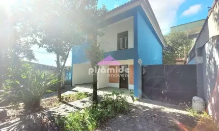 Casa com 3 dormitórios, sendo 1 suíte à venda, 201 m² por r$ 710.000 - jardim souto - são josé dos