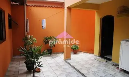 Casa com 3 dormitórios à venda, 259 m² por R$ 750.000,00 - Vera Cruz - Caçapava/SP