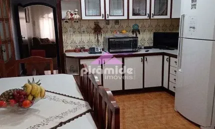 Casa com 3 dormitórios à venda, 177 m² por r$ 640.000,00 - monte castelo - são josé dos campos/sp