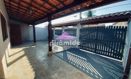Casa à venda, 180 m² por R$ 720.000,00 - Praia das Palmeiras - Caraguatatuba/SP