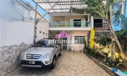 Casa com 3 dormitórios à venda, 270 m² por R$ 740.000,00 - Massaguaçu - Caraguatatuba/SP